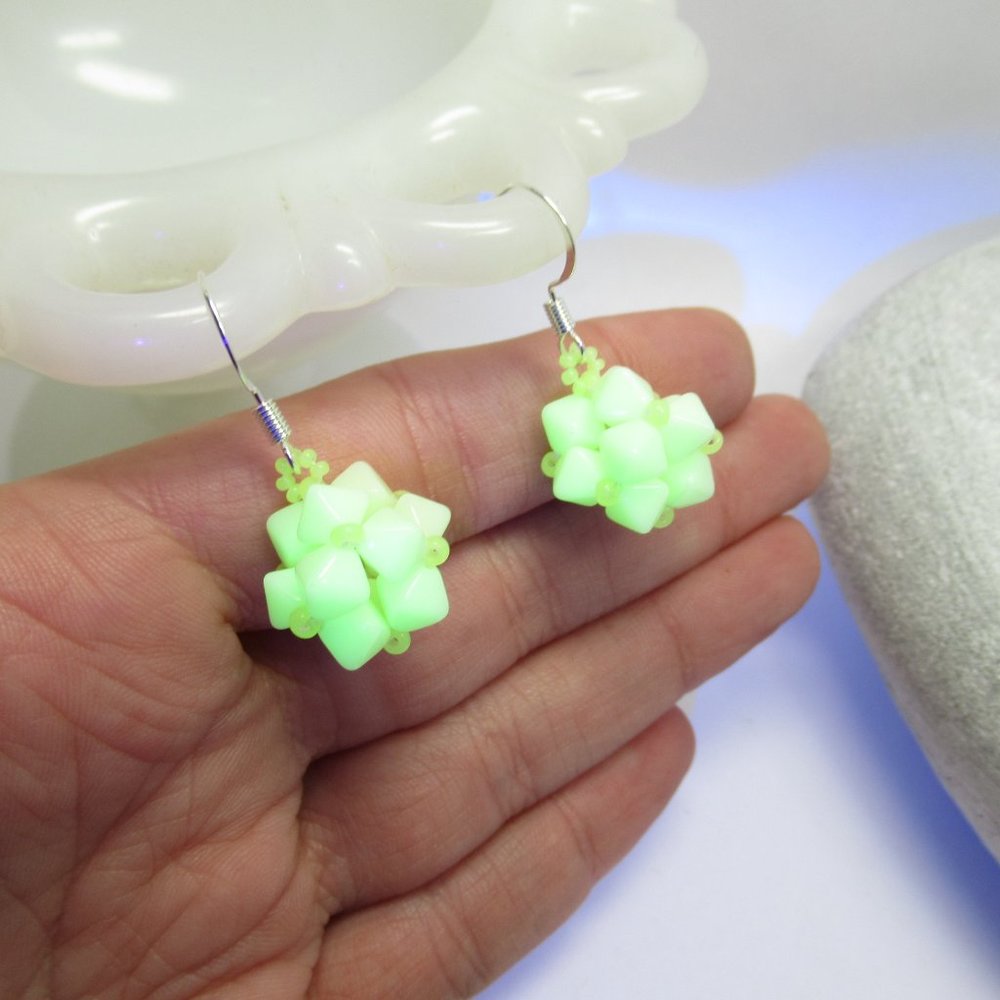 Czech Uranium glass beaded bead earrings - Picture 3 of 15